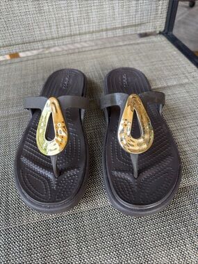 CROCS‎ Brown Slip-On Thong Sandals